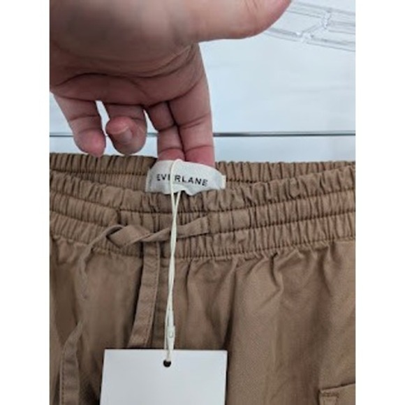 Everlane Easy Cargo Pants Tan Pull on wide leg NWT Women's sz Medium - Picture 4 of 8